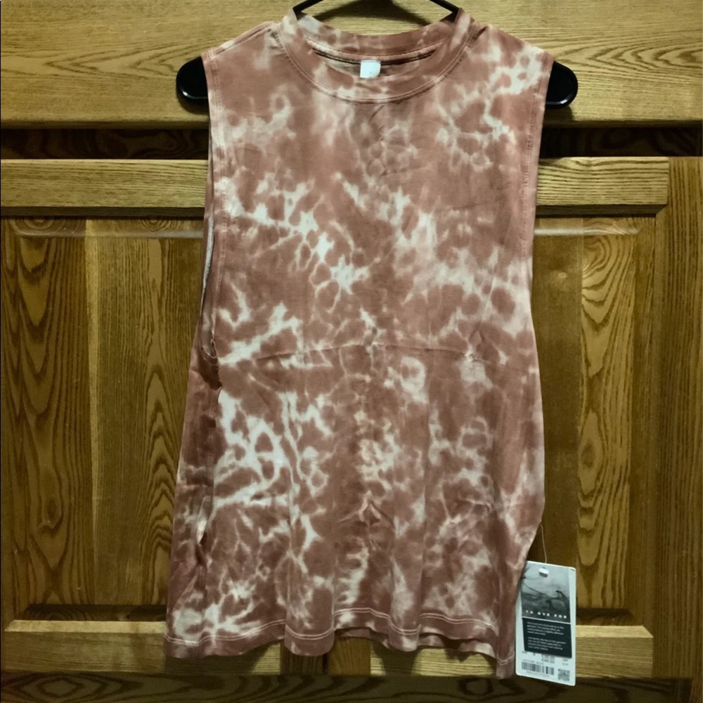 NWT all yours boyfriend tank size 8